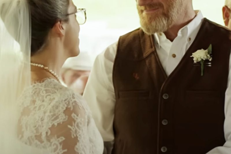 Country Singer Rory Feek, 59, Marries Again in Stunning Cliffside Wedding 8 Years after Losing 1st Wife